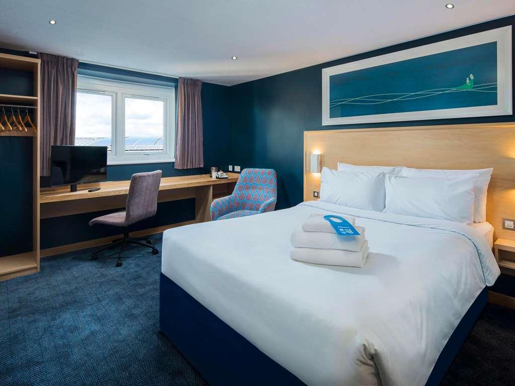 Travelodge Cardiff M4 Стая снимка