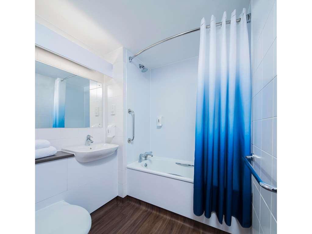 Travelodge Cardiff M4 Стая снимка