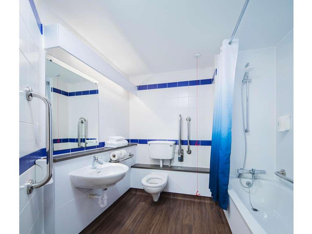 Travelodge Cardiff M4 Стая снимка