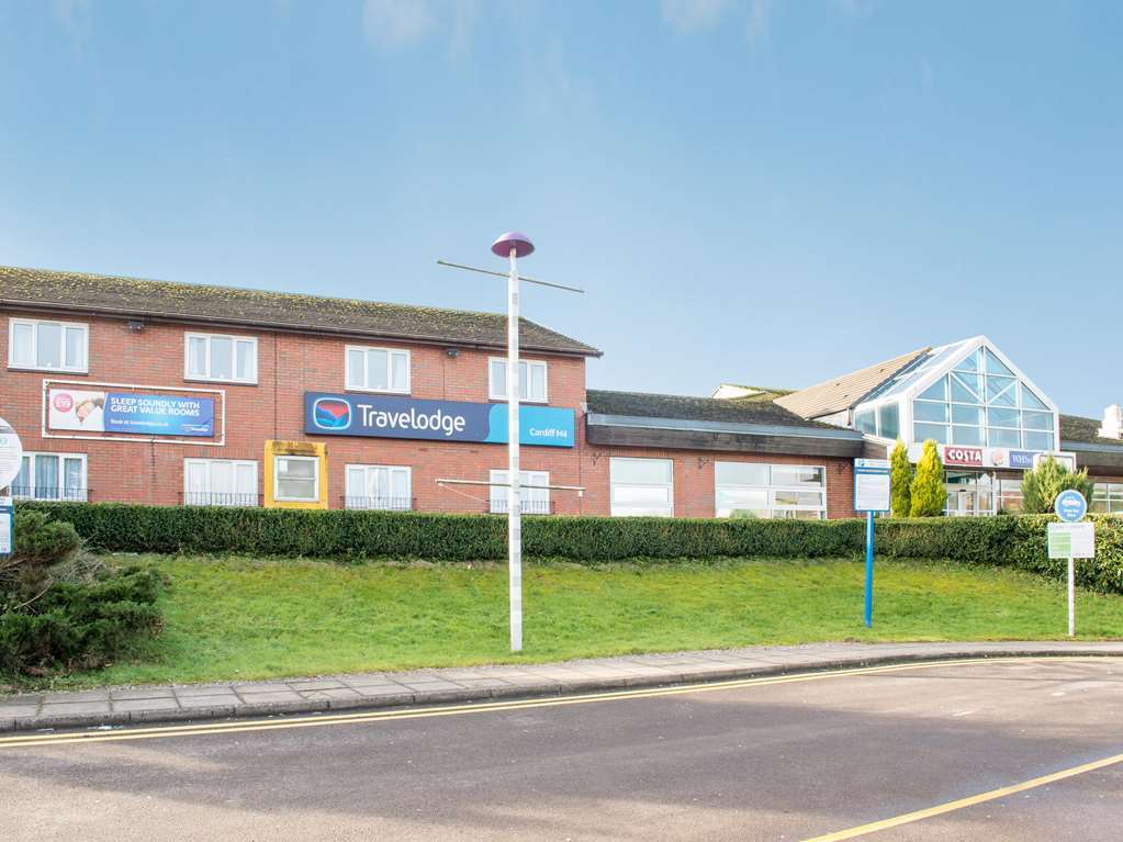 Travelodge Cardiff M4 Екстериор снимка
